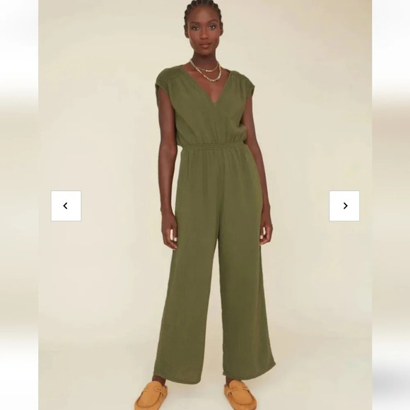 XiRENA Pants - Xirena Nell gauze cotton basil jumpsuit Size Small